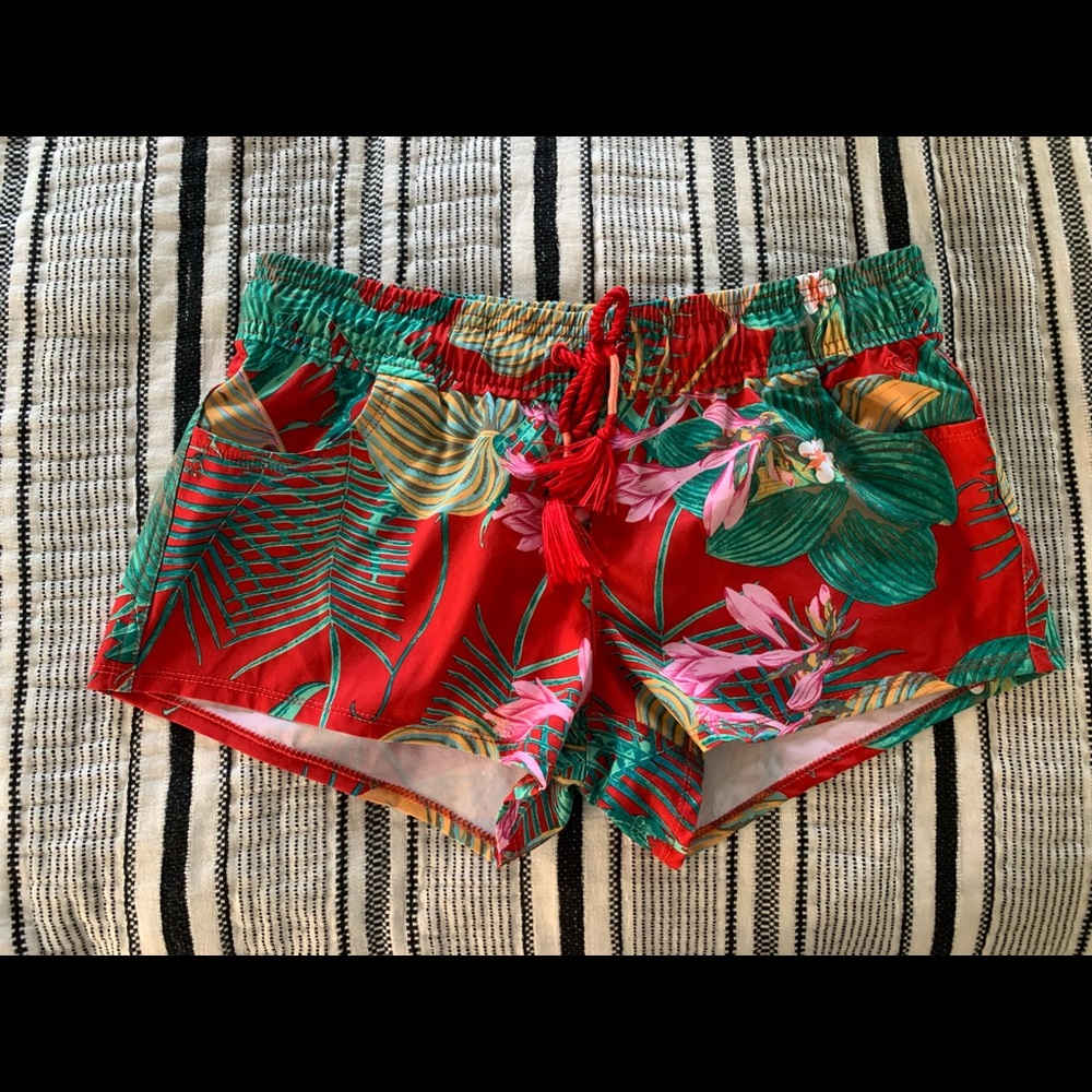 Roxy shorts